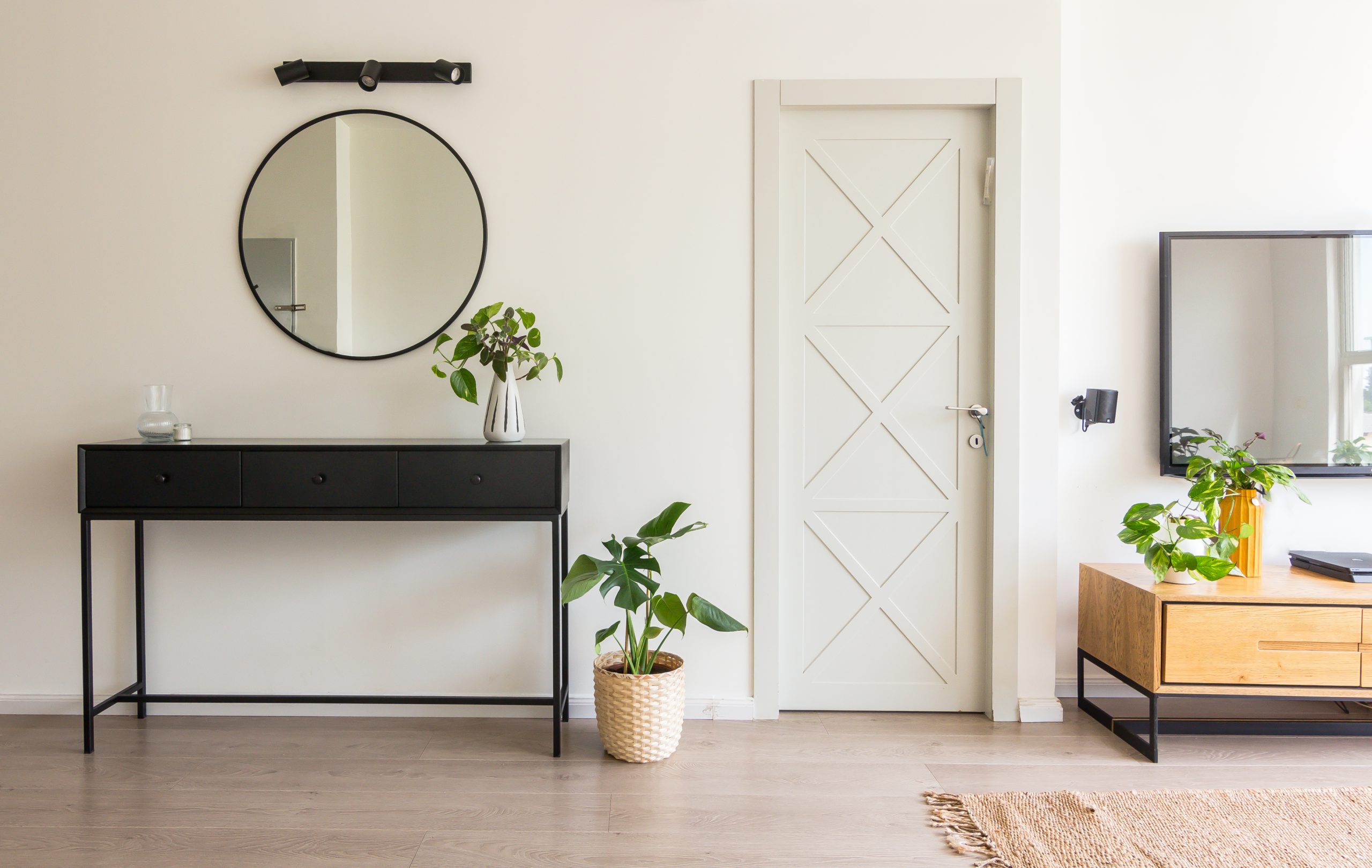 זרים באגרטלי קרמיקה ומתכת