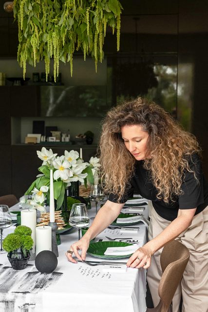 זרי פרחים יוקרתיים לכל אירוע